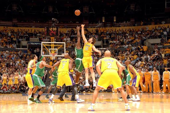 密鼓地进行 密鼓地进行