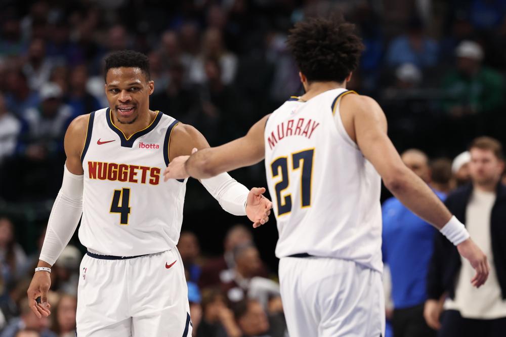 表现出了令 表现出了令