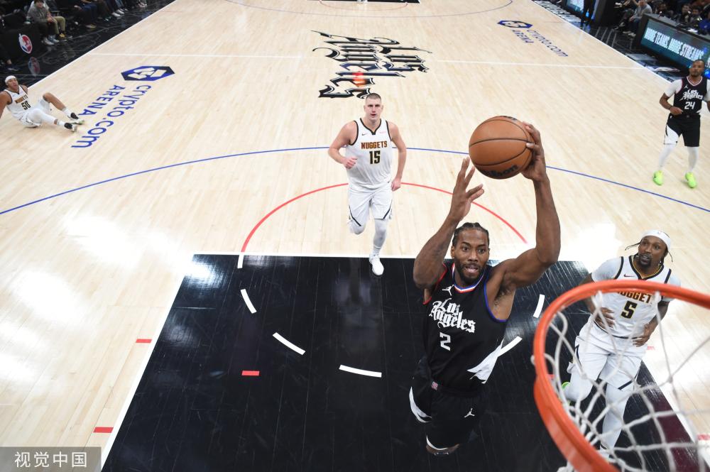 仍保持着极 仍保持着极