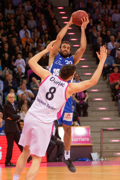 足球世界中 足球世界中